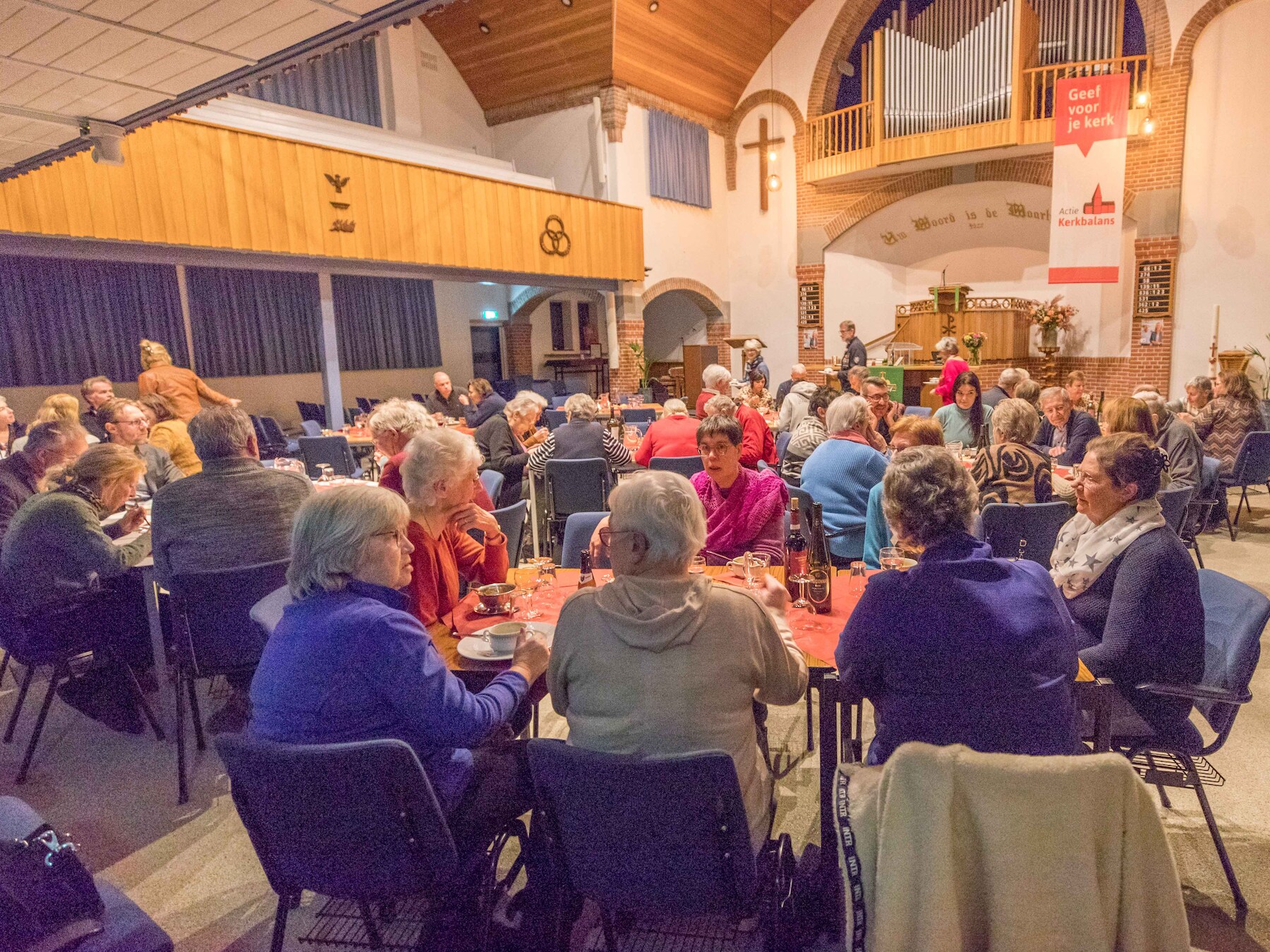 Hoe een buffet in de kerk het dorp samenbrengt