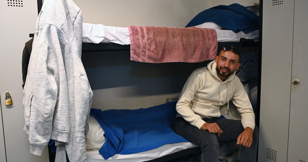 Dit is wat bewoners zelf zeggen over het azc met 599 alleenstaande mannen in Vlissingen