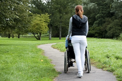 Schouwen-Duiveland maakt paden rolstoelvriendelijk in vijf dorpen