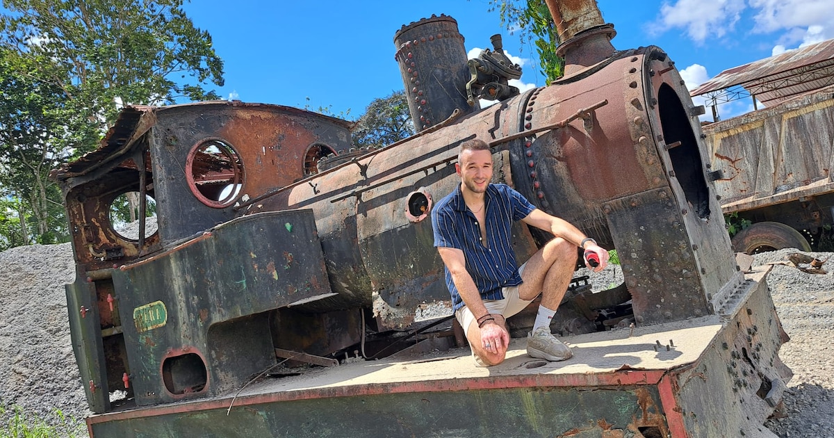 Wesley (32) en Michiel (71) strijden onder Surinaamse zon voor verroeste locomotief: ‘We staan er ta