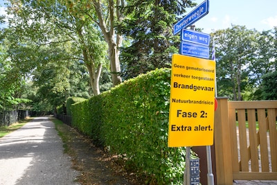 Natuurbranden ook groot risico op Schouwen: gemeente sluit aantal duinovergangen deels af