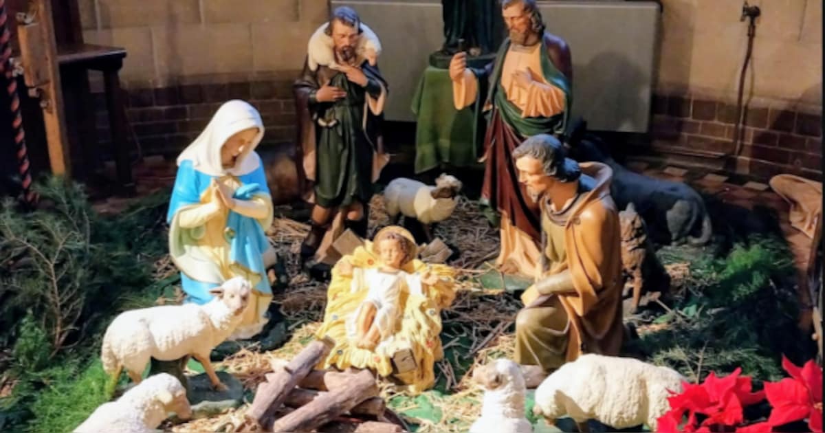 Grootste kerststal van Schiedam in Jacobuskerk in Kethel