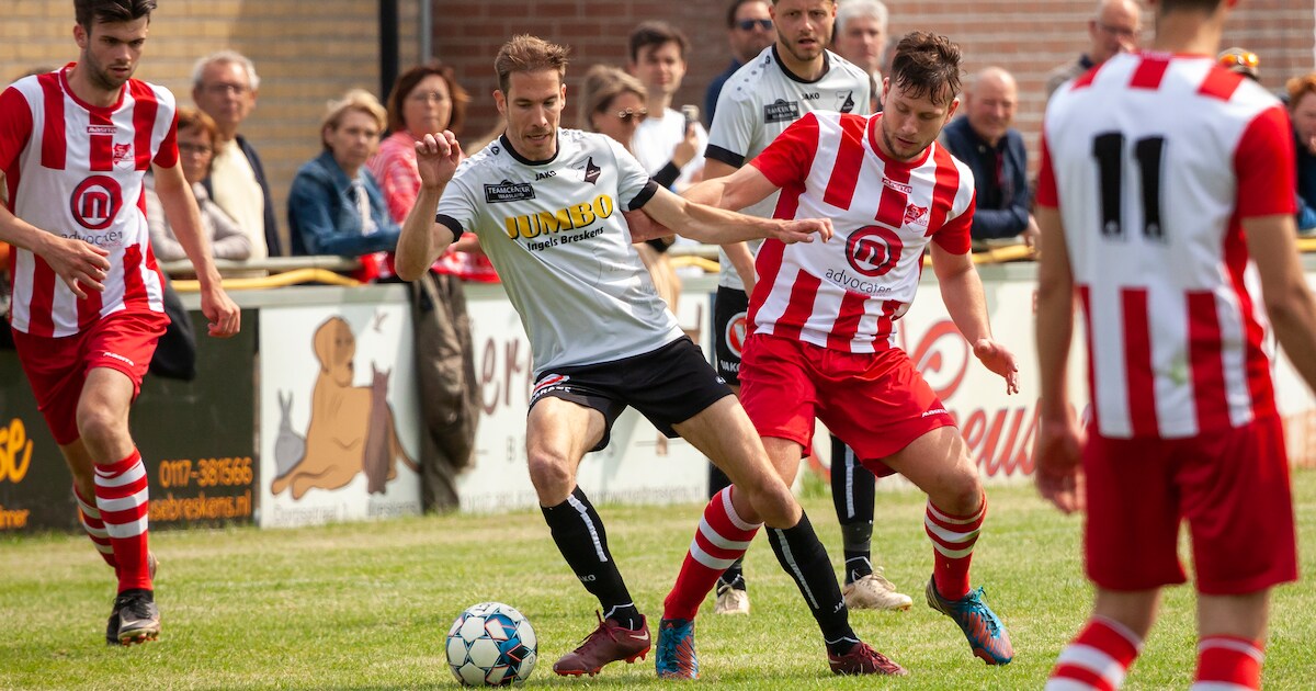Pittige topper tussen Sluis en IJzendijke eindigt in een zwaarbevochten gelijkspel