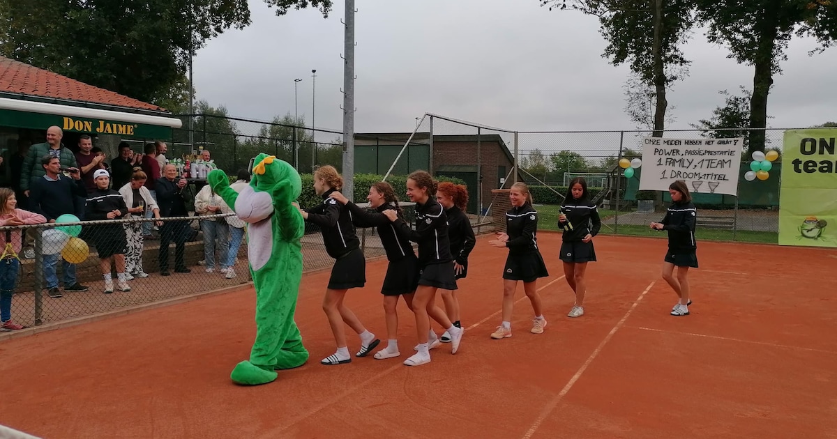 Jeugdteam TC Sjef schrijft historie met kampioenschap: ‘Daar zijn we heel trots op’