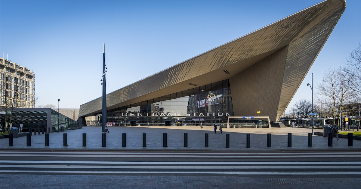 Man (26) die bij Rotterdam Centraal werd aangehouden met vuurwapen schoot in de lucht