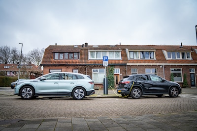 Auto opladen op Schouwen-Duiveland? Verschil tussen goedkoopste en duurste plek 11 euro per laadbeurt