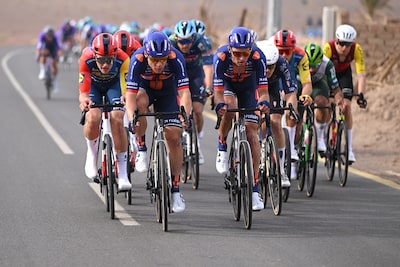 Timo de Jong maakt indruk bij officieel profdebuut in Saoedi-Arabië, Milan Vader komt als 23ste binnen