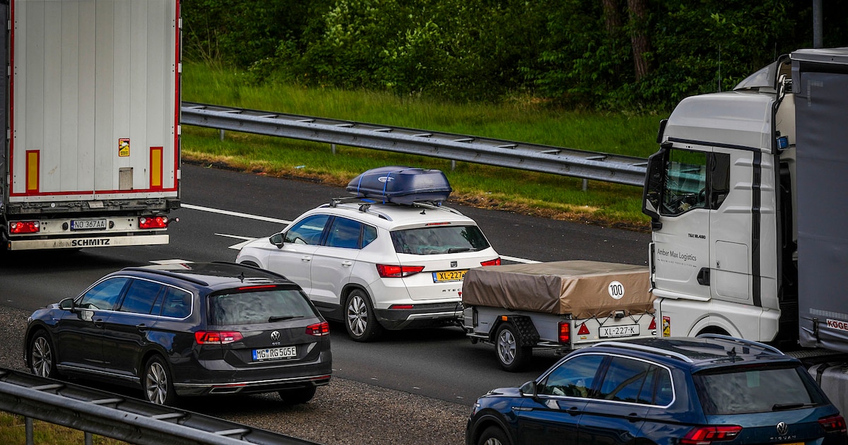 File op A58 richting Bergen op Zoom vanwege ongeval bij Heinkenszand