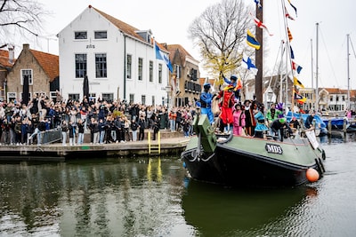 Eerste intocht van Sinterklaas zonder zwarte pieten? ‘Paar waren het er niet mee eens, die zijn opge