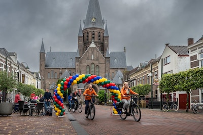 Deelnemers Zes Kernen Tocht niet bang voor beetje regen