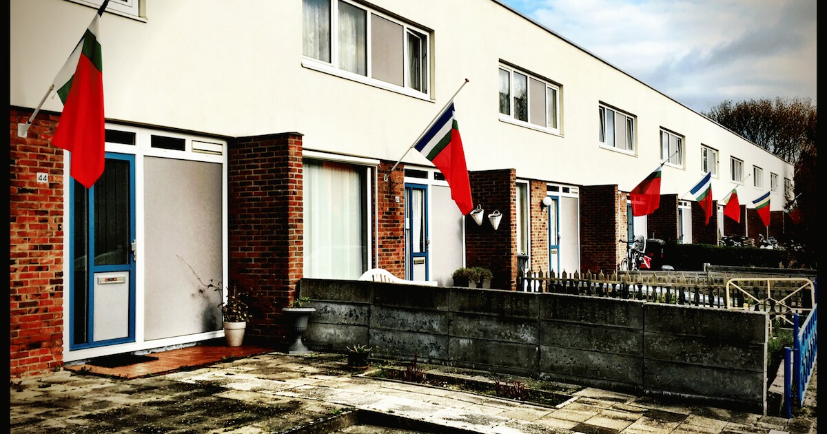 Molukkers herdenken met stil protest executie RMS-president Chris ...