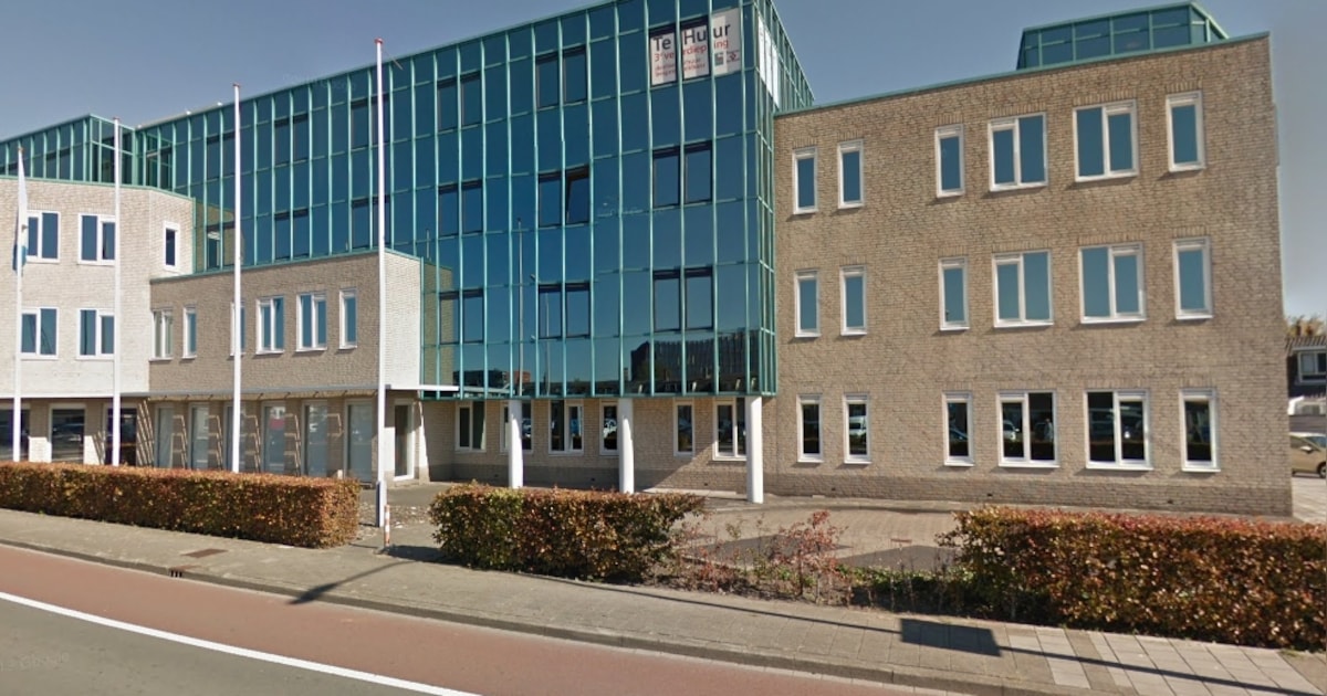 Werkgevers en werkzoekenden praten in Goes over inclusief werken