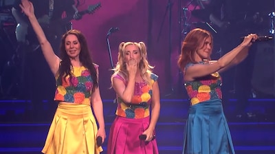 K3 Orignals emotioneel bij slotconcert, boegeroep na opmerki