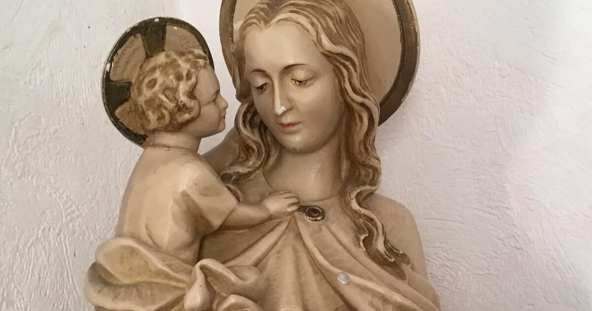 Kerkdienst in tent van festival Klomppop in Ovezande