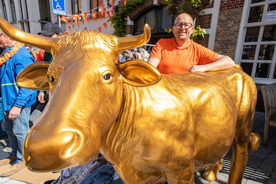 Gespot op de vrijmarkt: James en zijn giga gouden koe (met een verhaal)
