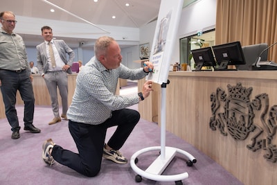 Rechtse kroonjuwelen en linkse knieval: zo werd het coalitieakkoord op Schouwen-Duiveland gesmeed