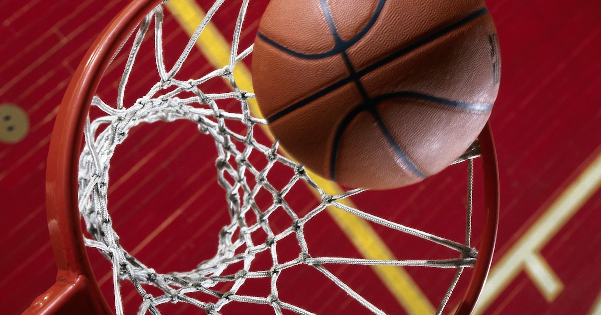 Vlissingen opent vernieuwd basketbalveld in Westerzicht