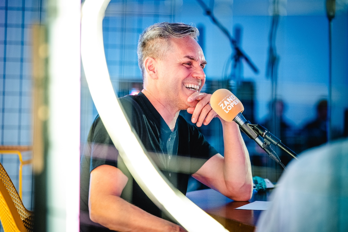 Peter Van de Veire maakt 24 uur non-stop radio voor Kom op tegen Kanker |  Gent | PZC.nl