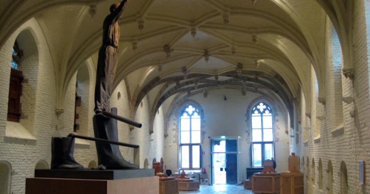 Vleeshal in Middelburg zoekt Zeeuwen met versierde granaathuls voor tentoonstelling