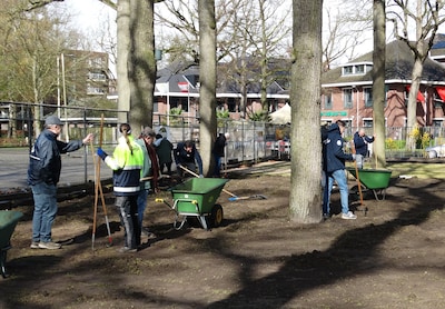 Cargill knapt jeu‑de‑boulesbaan op én schenkt nieuwe aed aan Petangeske