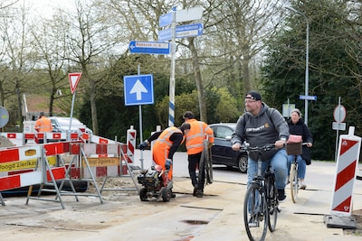Bewoners Nieuw-Haamstede ontevreden over herinrichting Kloosterweg: ‘Fysieke klachten aan rug, nek en schouders’