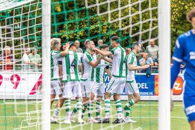 Teruglezen: Hoek en Kloetinge winnen in seizoensouverture, Goes onderuit bij FC Rijnvogels