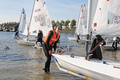 Van Bruinisse naar Brisbane: Maurits (16) droomt op het Grevelingenmeer van Olympisch goud