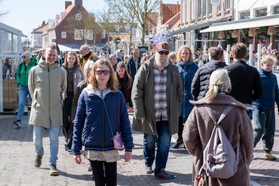 Kustgemeenten leggen ‘bommetje’ met kritische brief over tienpuntenplan voor toerisme ‘Niet chic’