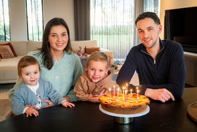 Deze milleniumbaby’s zijn nu twintigers en zitten vól toekomstdromen: ‘Het voelt alsof een nieuw hoo