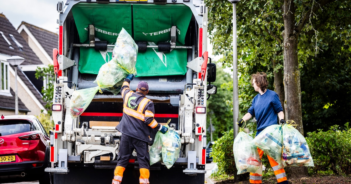 Afval wordt opgehaald in Goes en Wolphaartsdijk