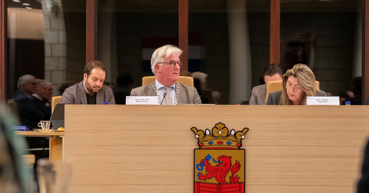 Wordt oud-burgemeester van Terneuzen Erik van Merrienboer de beste bestuurder van 2025? ‘Hij was hel