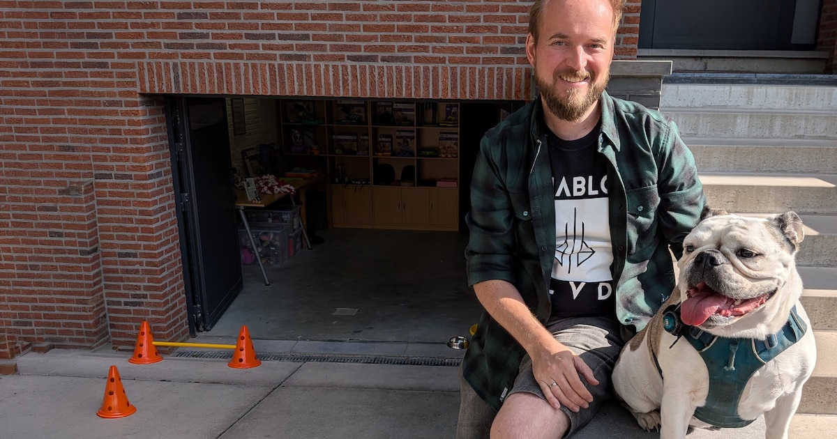 Deurne krijgt bijzondere hondenspeelotheek: spelen als ondersteuning voor welzijn en gedrag