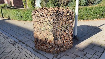 Gemeente Schouwen-Duiveland plaatst bladkorven in verschillende kernen