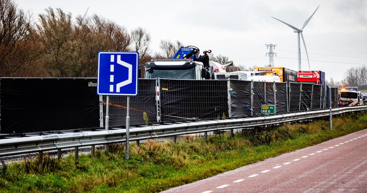 Persoon overleden bij ongeval op de N59 bij Ooltgensplaat