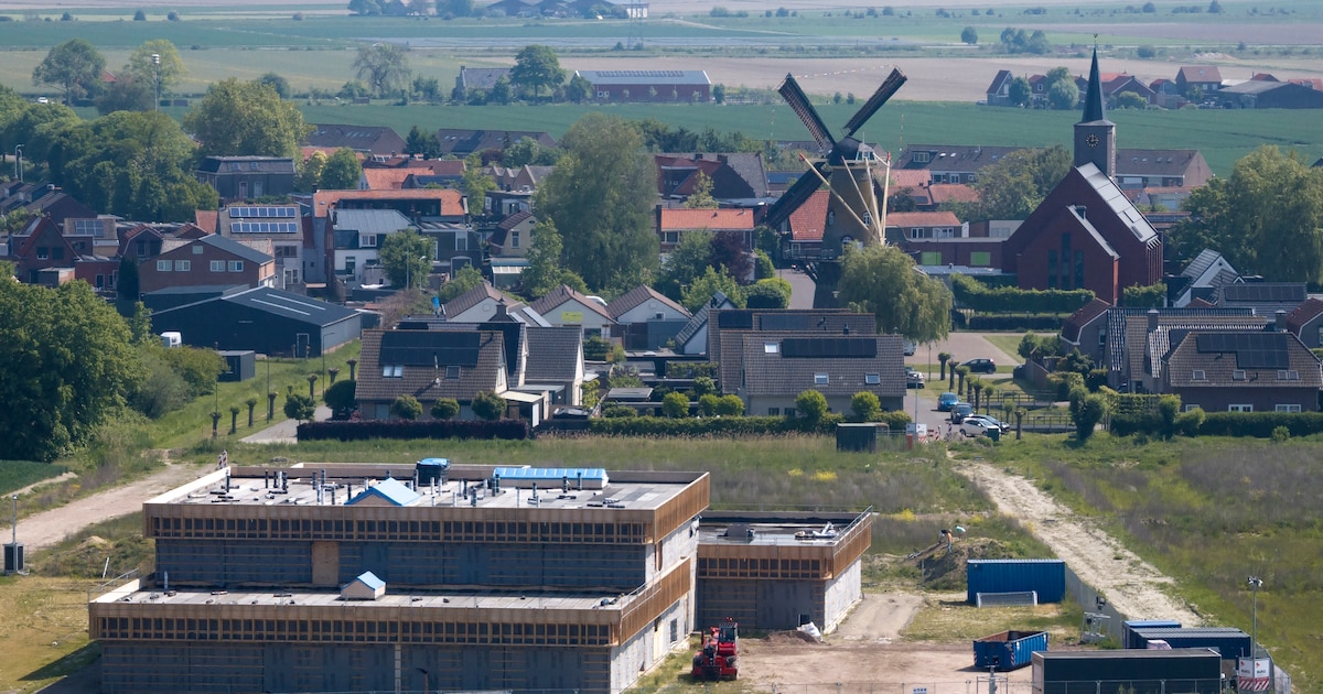 Aannemer legt zich niet neer bij het besluit de samenwerking voor bouw mfa Hoek te stoppen: ‘gemeent