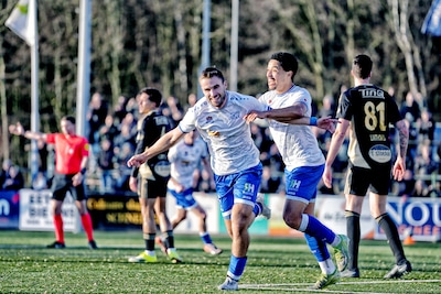 Hoek-verdediger Rogier van Gogh na slijtageslag met Spakenburg: ‘Ik denk dat we trots mogen zijn’