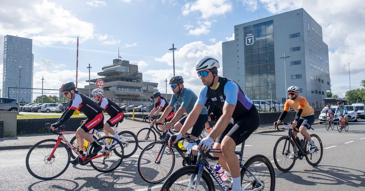 Niet eerder klonk The Rose zo kwetsbaar als bij de start van de Ride for the Roses in Terneuzen