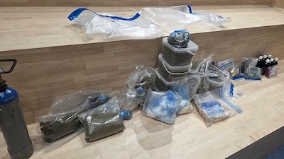 Middelburger (61) aangehouden na vondst grote hoeveelheid drugs in woning