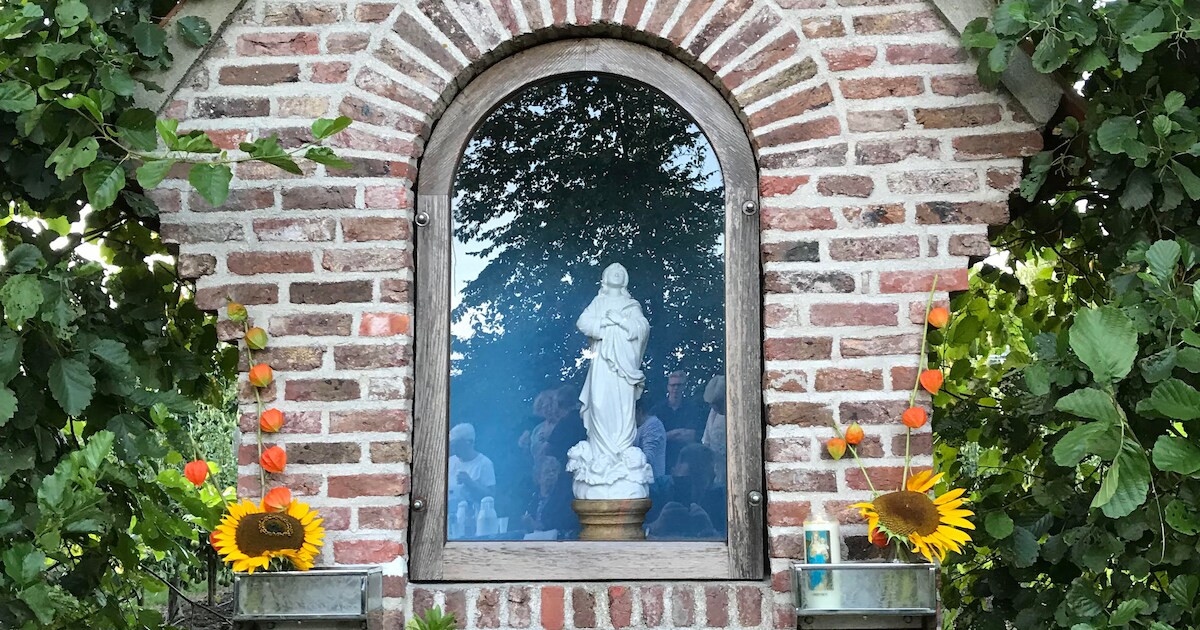 Samen wandelen en samen naar de kerk in Ovezande