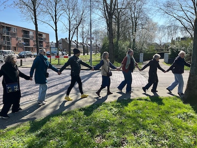 Middelburgers brengen steunbetuiging aan Rezan Habash: 'Hij heeft veel pijn, maar mentaal gaat het goed met hem'