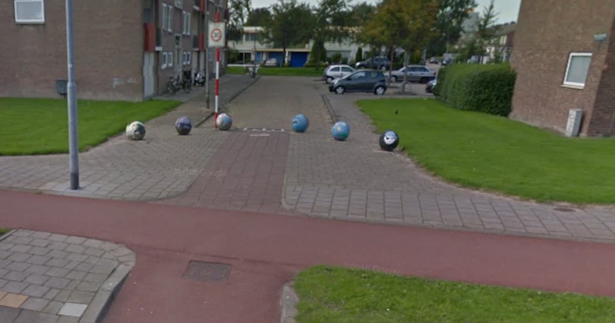 Opknapbeurt betonnen bollen in Paauwenburg: bewoners kunnen creatief idee indienen
