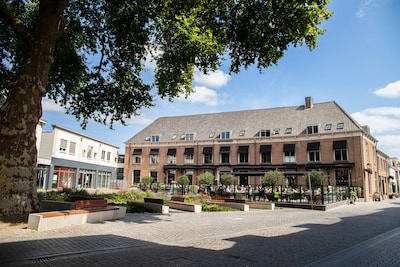 Op deze dag opent restaurant Heinde in Bergen op Zoom