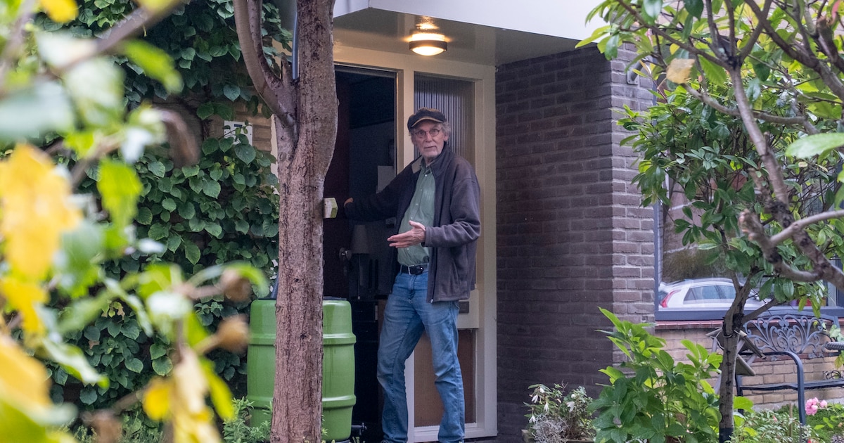 Theo kreeg ‘isolatiecontroleurs’ aan de deur: ‘Ze zeiden dat ze namens de gemeente kwamen, maar er k