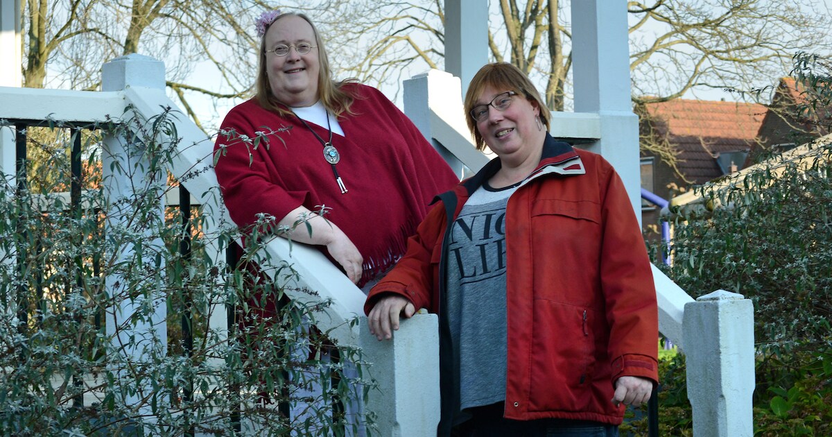 Mathilde (59) en Fleur (44) brengen Het Roze Huis naar Zeeland ...