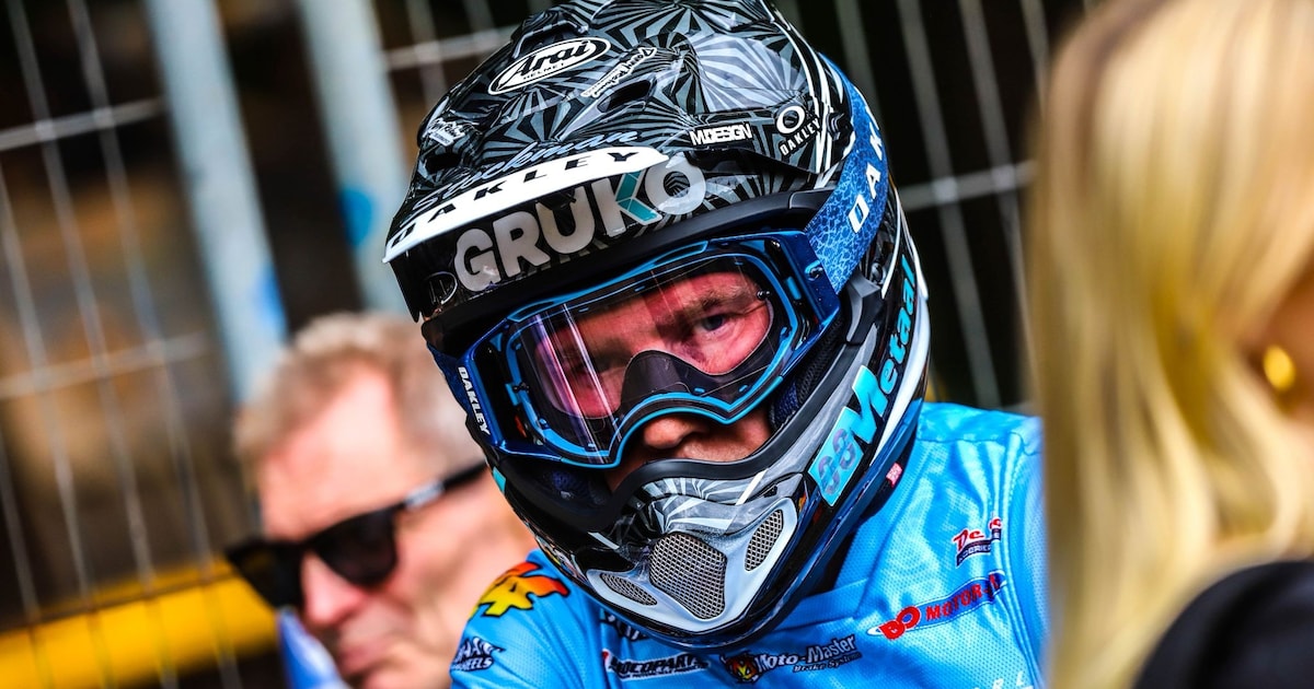 Ondanks zware blessure staat Micha Boy de Waal toch aan de start van de Vlissingse Strandcross