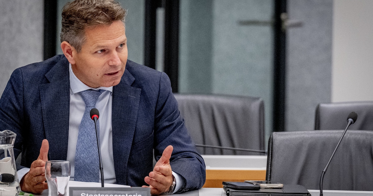 Als het over kerncentrales gaat, kijkt Jo-Annes de Bat tientallen jaren vooruit
