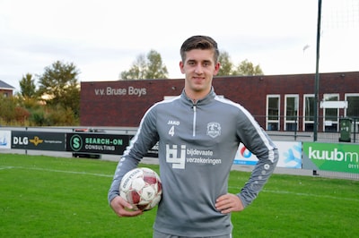 Leerling tegen de meester: Niels van der Maas treft zijn oude coach in 'schelpdieren-derby'