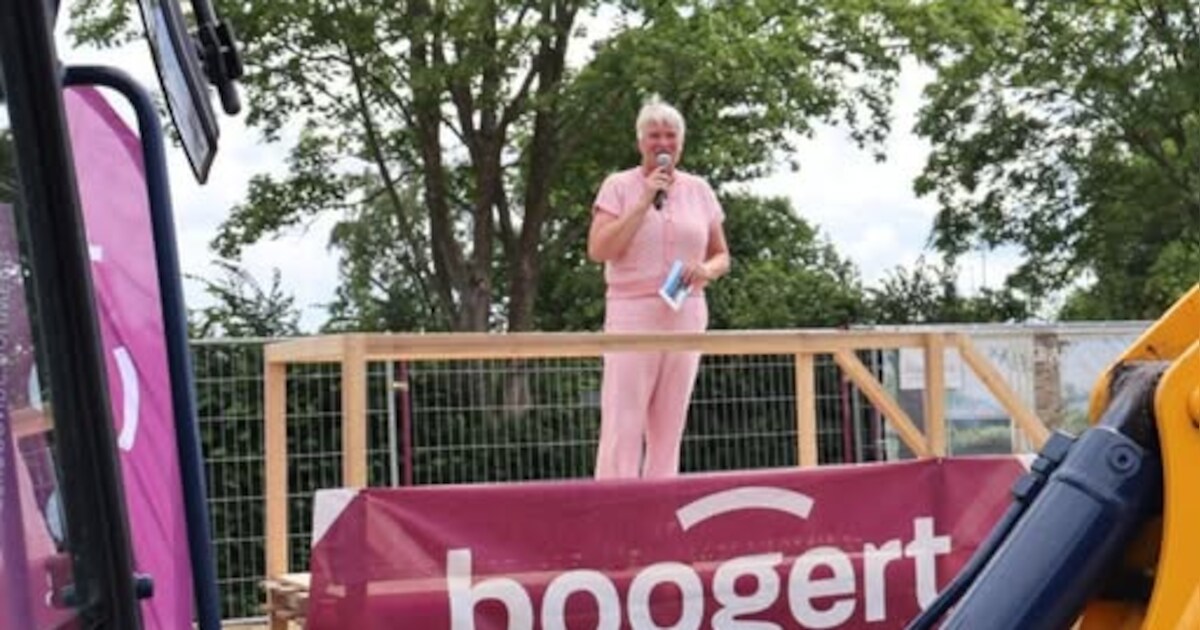 Wethouder opent bouwproject in Kortgene | Noord-Beveland