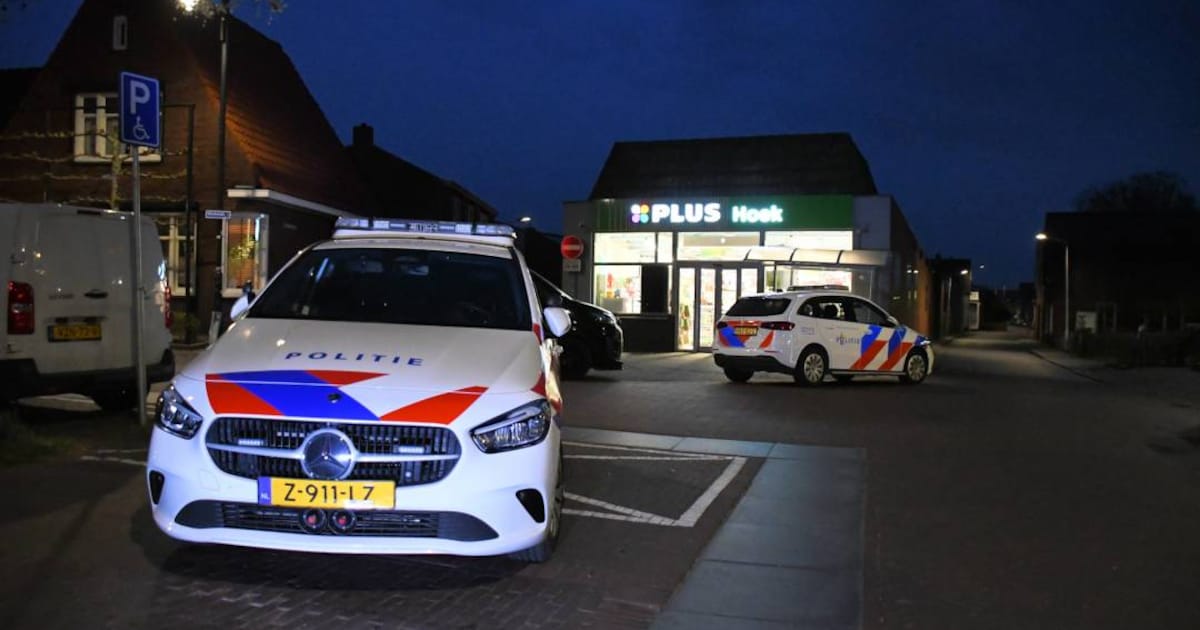 Amateuristische overval met speelgoedpistool en kerstmuts in Hoek: ‘Voor de caissière was het echt’