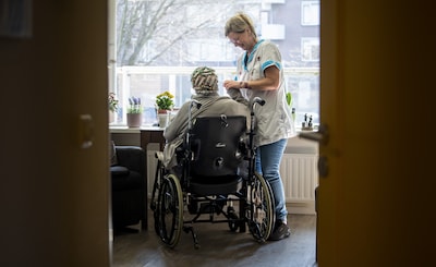 Zware zorg voor ouderen groeit op Schouwen-Duiveland richting 2030 met 60 mensen